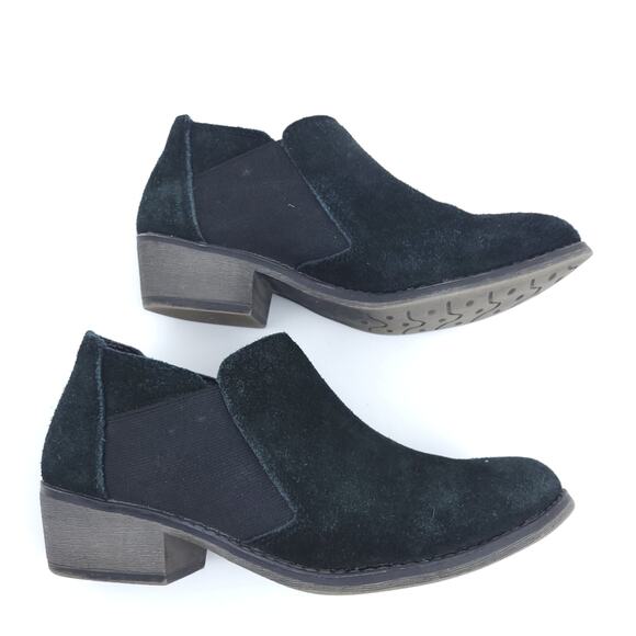 Vintage 7Eight Jazlyn Suede Leather Ankle Booties Black Size 6M Women Slip On - Picture 2 of 5
